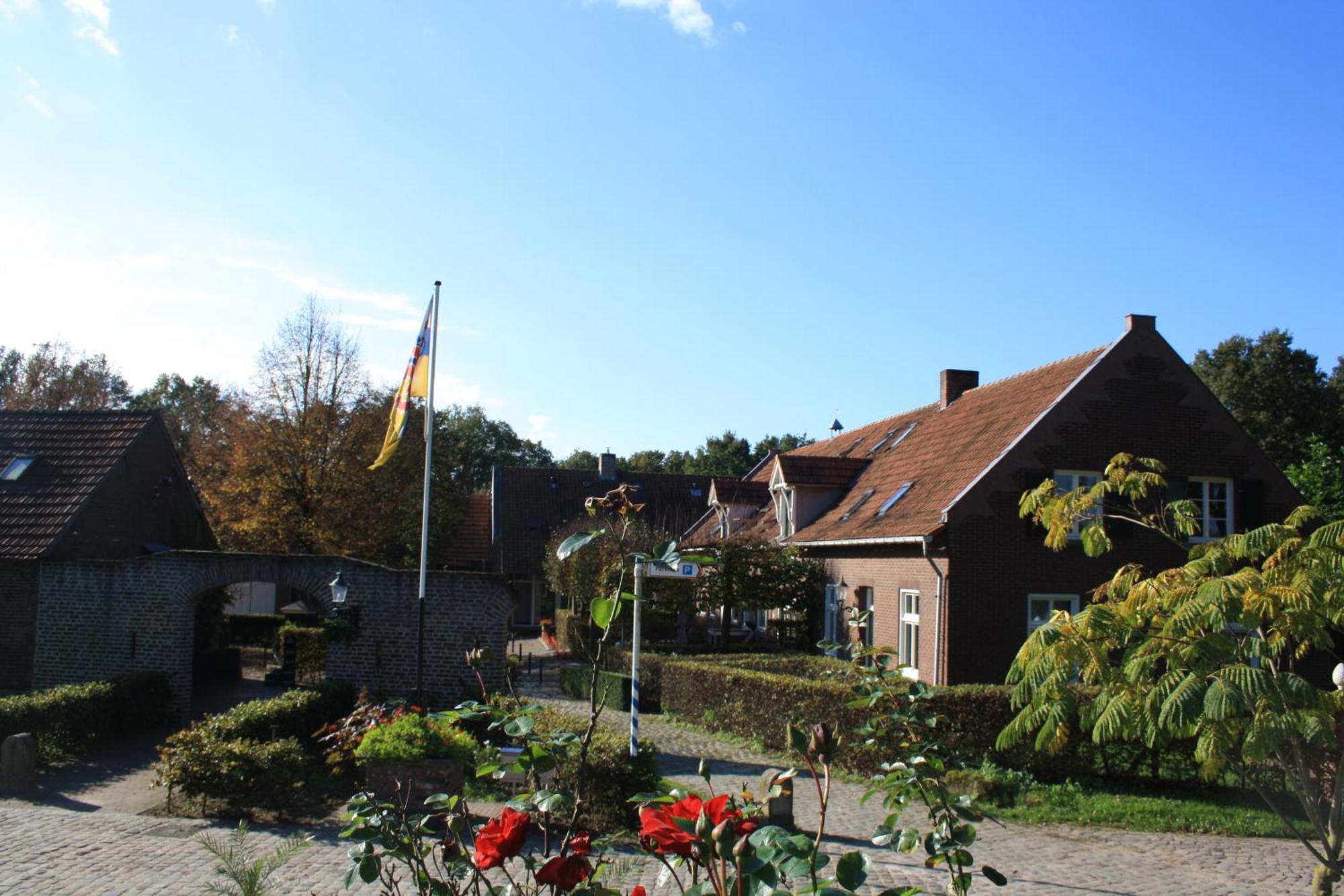 De Plaats Maasbree Bed & Breakfast Exterior photo