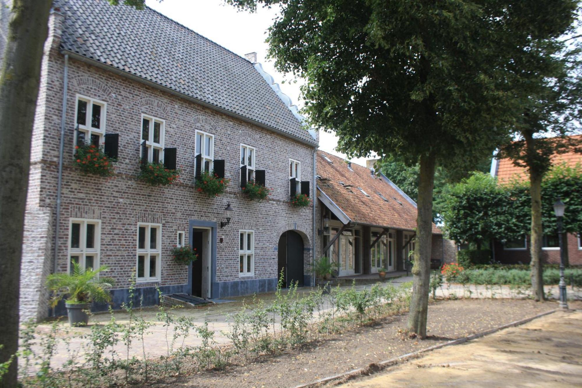 De Plaats Maasbree Bed & Breakfast Exterior photo
